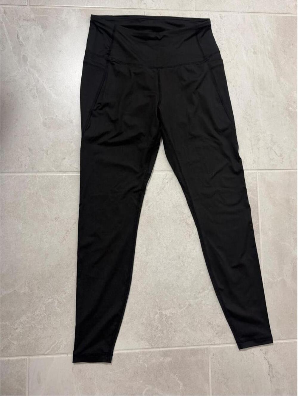 Black leggings  #activewear